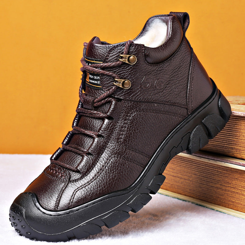 Men's shoes made of first layer leather