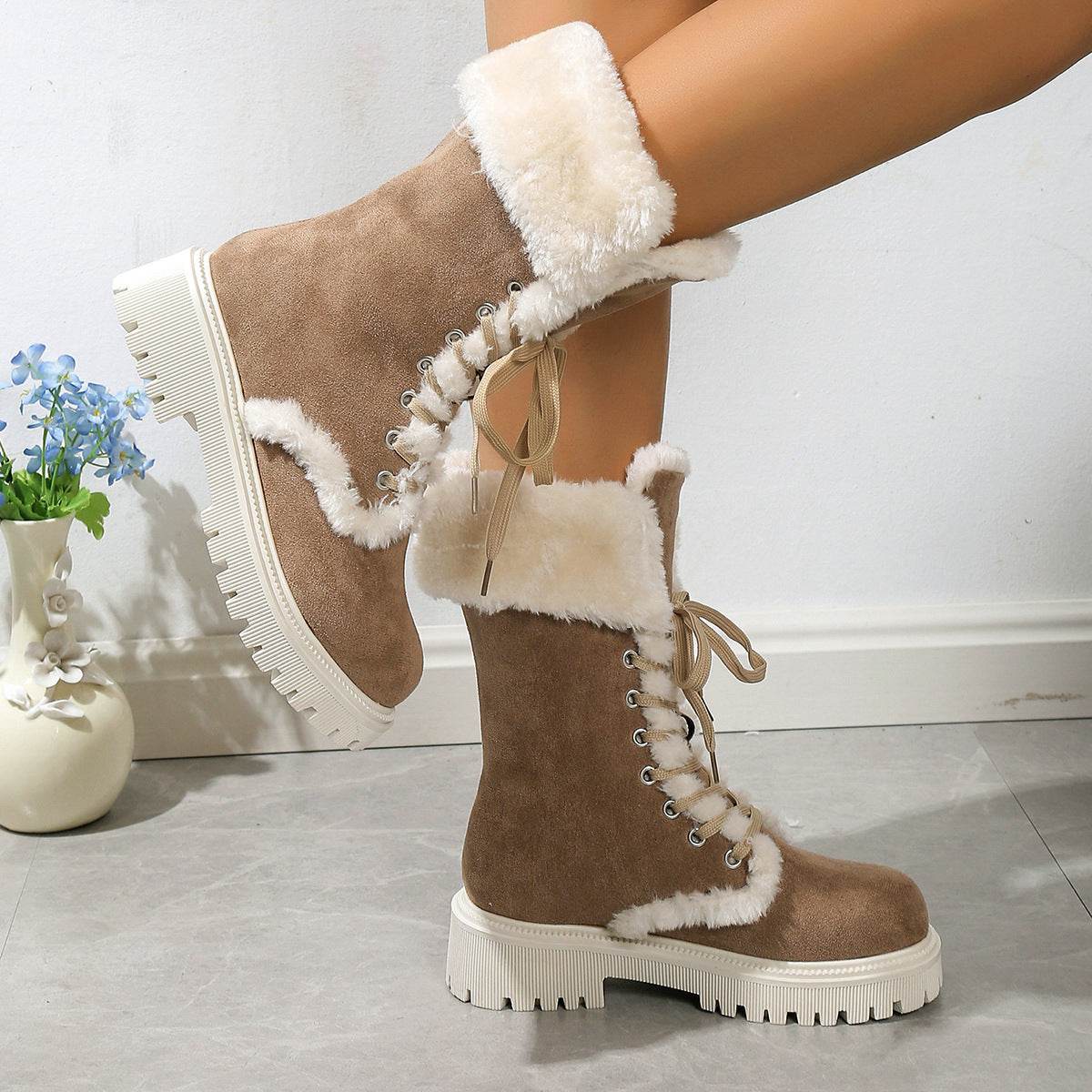 Bottes de neige lacées pour femmes, mi-tube, doublées de polaire, chaudes, à talons épais et en peluche - LA TendanceStore multi service