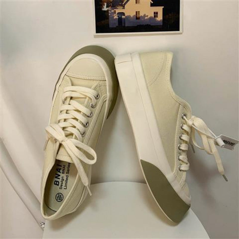 Versatile canvas shoes with niche design and fashion sense