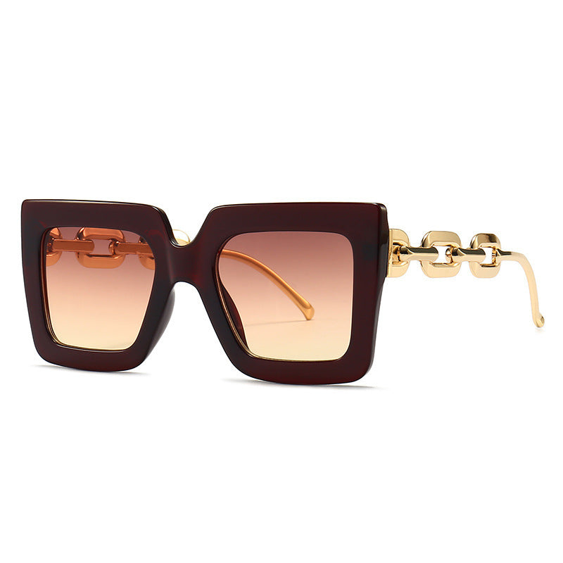 European and American fashion square frame sunglasses for women.