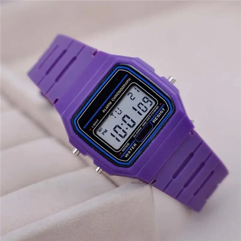 Montre Électronique Carrée pour Couples – Étanche, LED, Sport, 6 Styles LA TendanceStore multi service