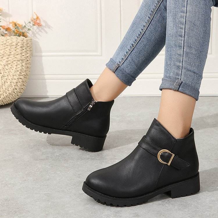 Bottes courtes en cuir à talons épais avec boucle de ceinture et fermeture éclair - LA TendanceStore multi service