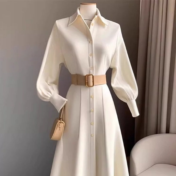 Robe blanche petite pour occasion formelle